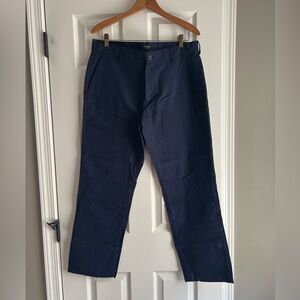 Banana Republic navy flat front linen pants. NWT